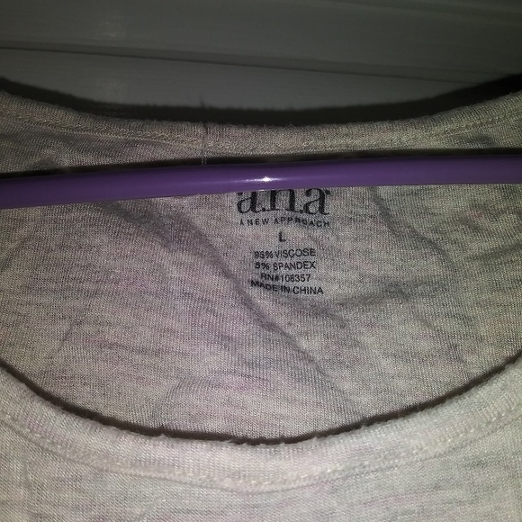 Top - Picture 2 of 6